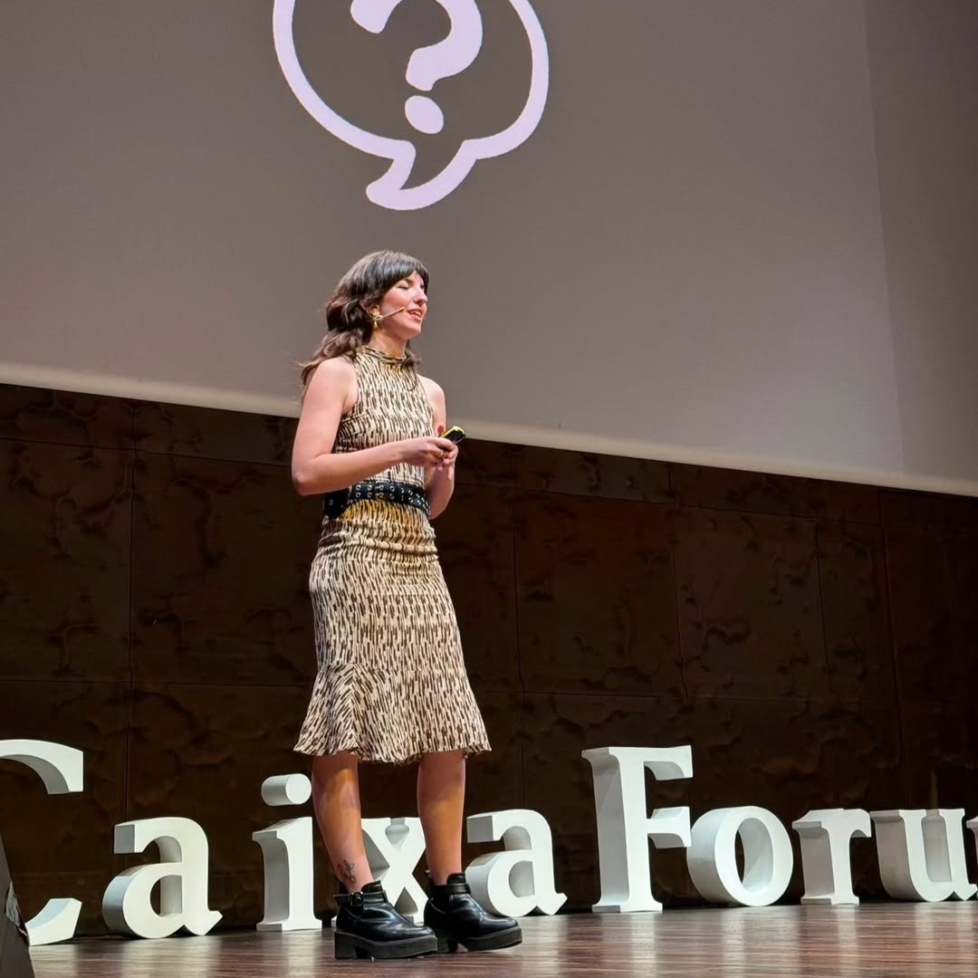 🦇 una lindísima experiencia hablando de murciélagos en el CaixaForum 🦇 mil gracias a la gente